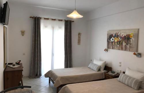 Floros Apartments - Foto 12