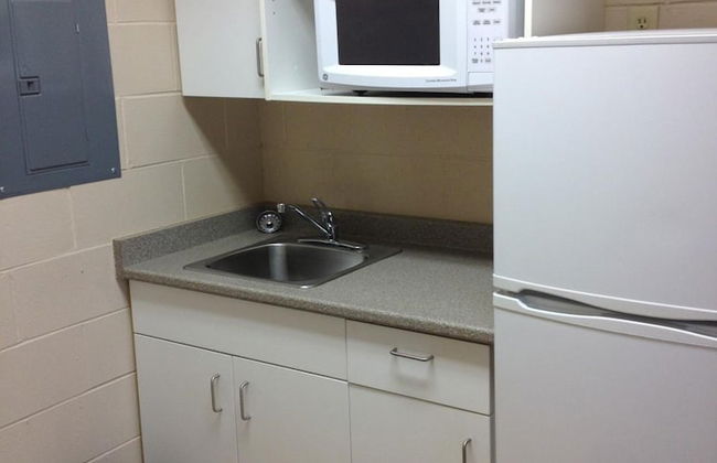 Residence & Conference Centre - Sudbury North - Photo 9