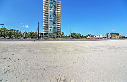 Beachside Biloxi Club Condo Balcony with Ocean View - Foto 23