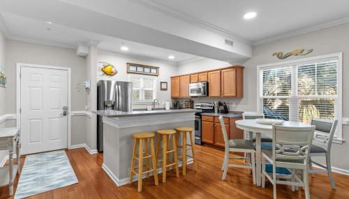 Luxury Condo 3bdr 2bth 4 bed with Beach Pool Golf Boat Ramp Pickle Ball - Foto 5