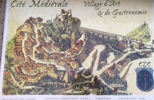 Eze Monaco middle of old town of Eze Vieux Village Romantic Hideaway with spectacular sea view - Foto 17