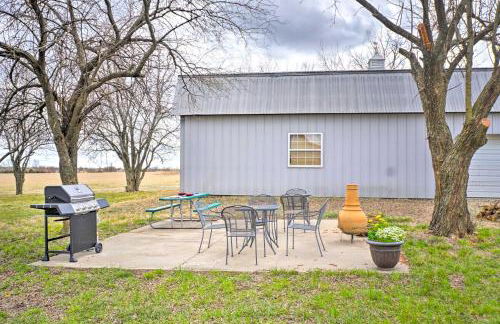 Vivid Cedar Ridge Cabin about 23 Miles to Wichita! - Foto 25