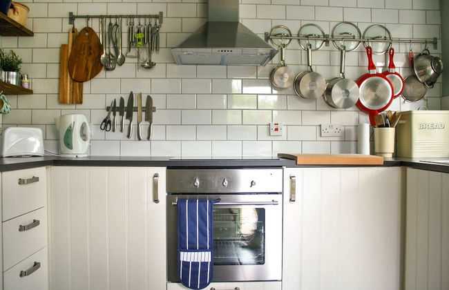 Host Stay The Mousetrap - Foto 4