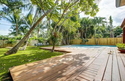 Tranquil Poolside Bliss Pergola Deck Turf Yard - Foto 7