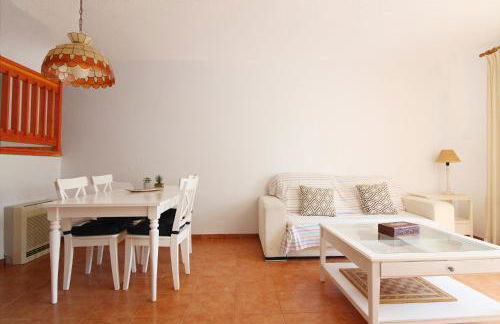 Global Properties, Adosado en la playa con piscina - Foto 4