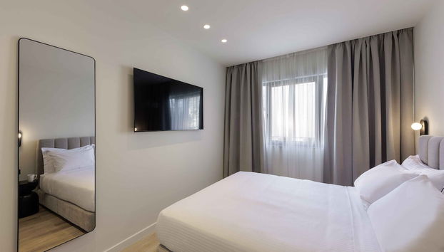 master Plaka - Foto 4, Habitación