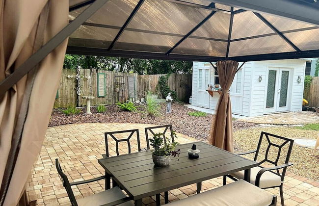 Charming Home in Heart of Downtown Pet Friendly! - Foto 25