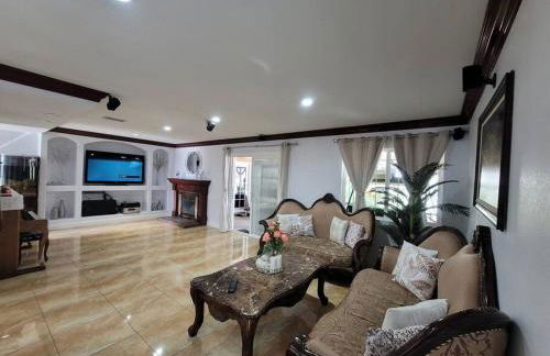 Luxstay in Huntington Beach - Photo 3