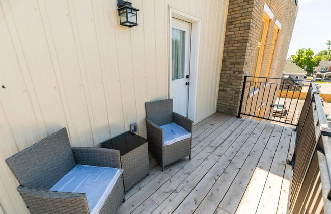 Iconic Rideau 1Bd Unit Balcony Free Parking 1 - Photo 29