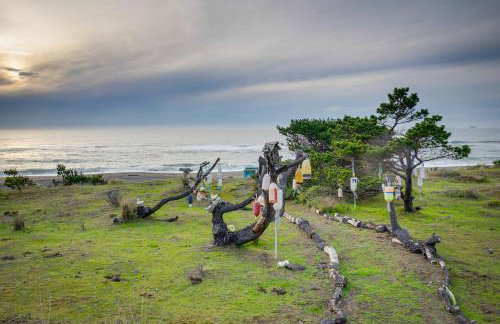 Oceanfront Home in Port Orford The Lighthouse - Foto 27