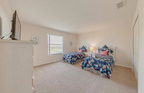 557-Impressive Two Story Private Villa with South Facing Pool 4 Large Bedrooms - Foto 21