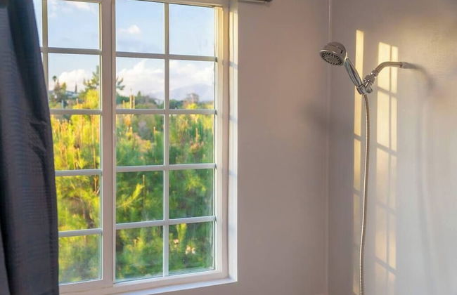 Stunning LA Luxury Retreat: Ideal for Work or Play - Foto 25