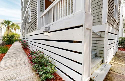 Luxury cottage with pools & multiple decks, 1/2 block to beach - Foto 44