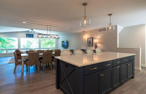 Beach View Cottage - On the Lake - Foto 24