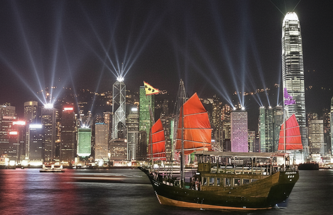 Symphony of Lights: Victoria Harbor Night Cruise - Luxury Dreamer - Photo 3