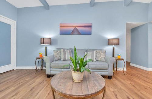 H Town Hideout SLPS 10 KingBD Fire Pit - Foto 10