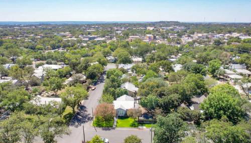 Modern Luxurious Home With Game Room - Foto 2