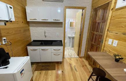 Lindos e novos Chalés na região central de Foz - Foto 6