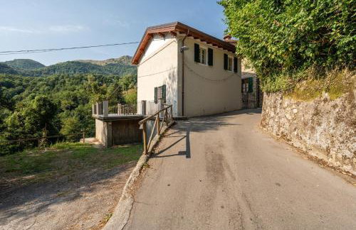 Charming Tuscan Stone House - Photo 26