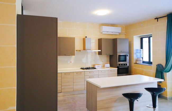 3 Bedroom Apartment With Private Pool and hot tub - Foto 5