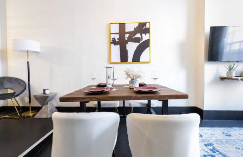 E10-1 Designer East Village Townhouse 1BR - Foto 13