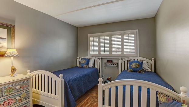 Beach Condo with Spectacular Panoramic Oceanfront Views Free WiFi by RedAwning - Foto 4, Habitación