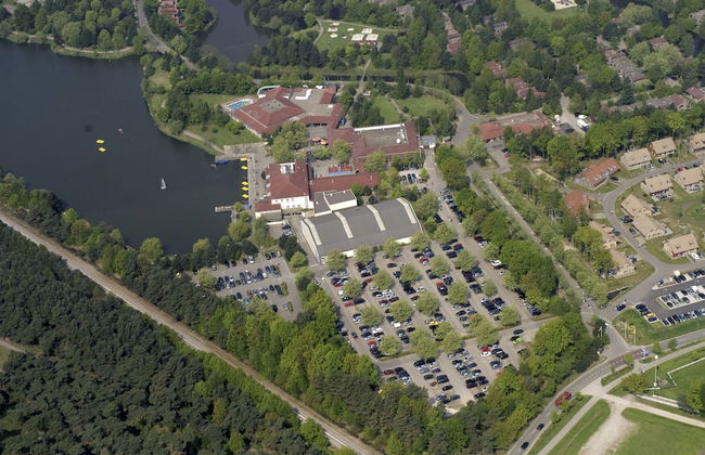 Luxurious Villa With Hot Tub and Sauna - Photo 32