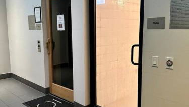 Art-filled Loft 180 Views, Rooftop Pool, Parking - Foto 5