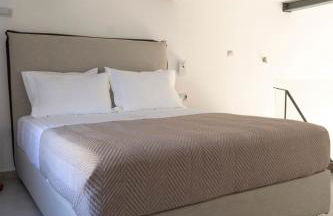 SKYROS BLUE SUITES - Photo 38