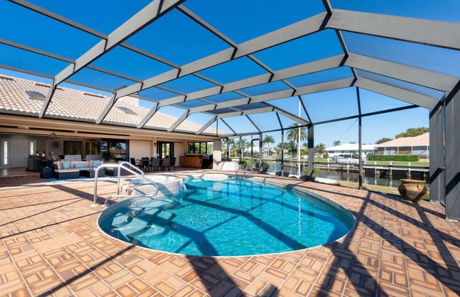 Waterfront Villa With Heated Pool Spa - Foto 4