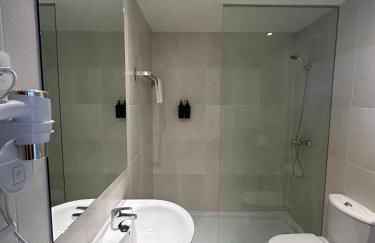 AT home Avenida del Ejercito - Foto 7