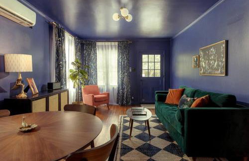 The Peacock - Artsy East Hill Getaway - Foto 1