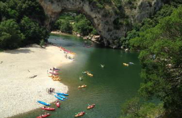 Gîtes Le Mas du Vieux Chêne - Foto 24