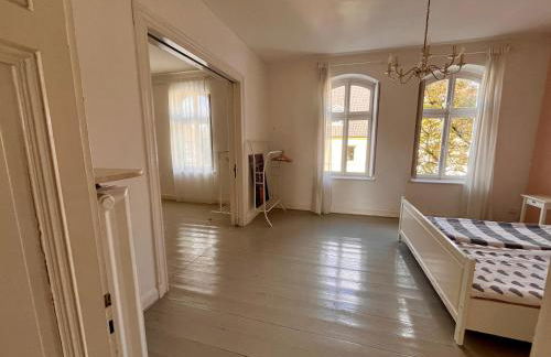 Beautiful apartment in a historic villa - Photo 4