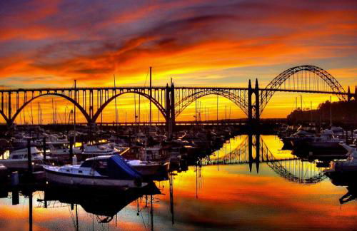 Historic Bay Front! Views of the Marina! Walk to Everything! Unit 1 - Photo 15