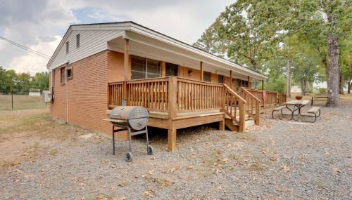 Bring Your Boat! Greers Ferry Lake Home with Slip - Foto 3