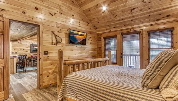 Cub Path Lodge - Luxurious 5/5 With Theatre Room And Mountain Views! 5 Bedroom Cabin by RedAwning - Foto 2, Habitación