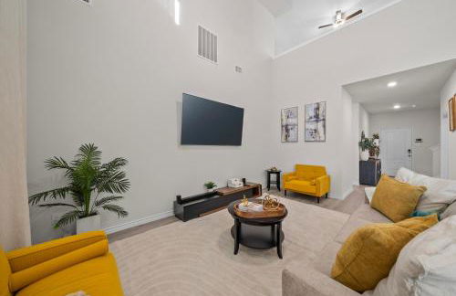 Luxurious 4-Bed Home with Pool Table & Nearby Pool - Foto 8