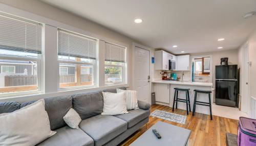 Fenced Yard, Walkable Location Cozy Beaufort Home - Foto 3