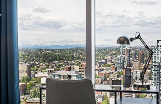 GLOBALSTAY. Modern Downtown Condos. Free parking - Photo 63