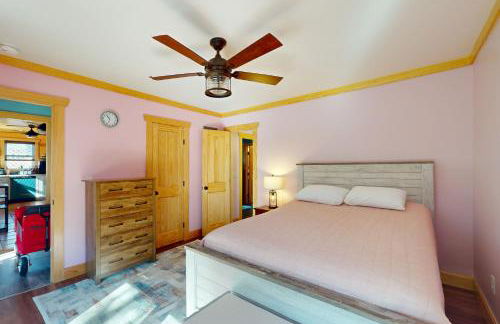 Coastal home with private hot tub and fire-pit, close to local attractions - Foto 17