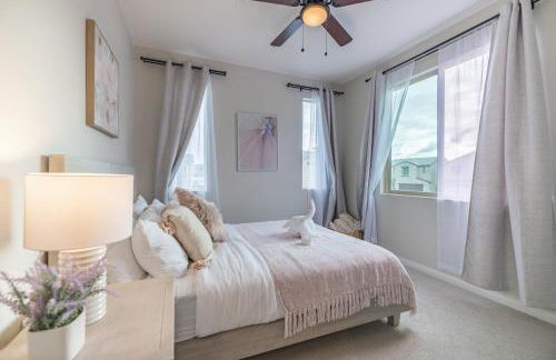 #Marbella Lane - Elegant 5BR Home Rancho Mission - Photo 16