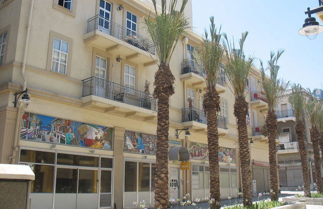 1926 Designed Apartments Hotel - Photo 1