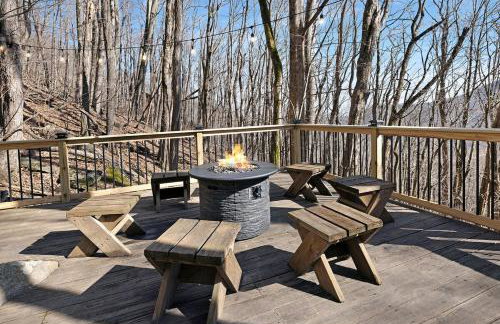 Chalet Getaway, Hot Tub, Pet Friendly! - Foto 11