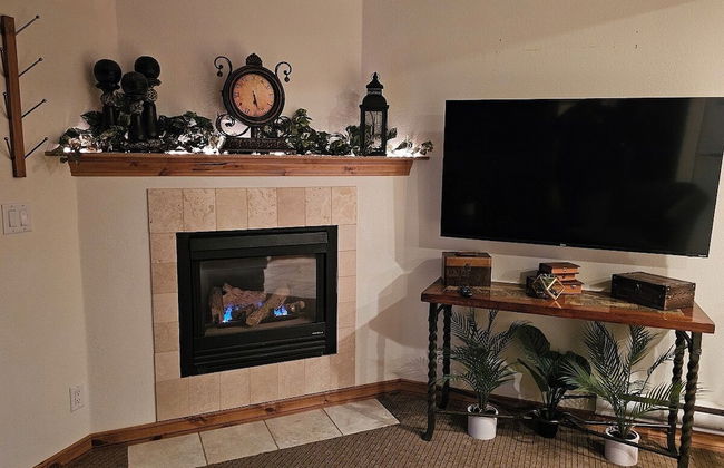 Alpenglow One Bedroom One Bath A09 - Photo 11