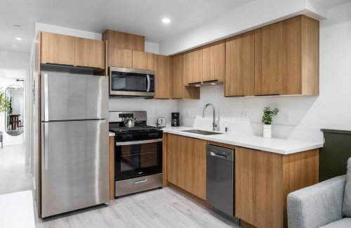 Cozy LA Getaway Fast Wi-Fi and Smart TV - Foto 6