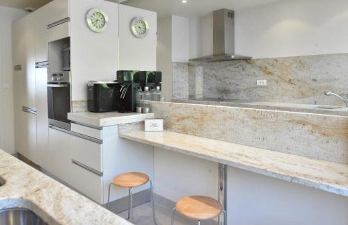 Close to downtown Cannes swimming pool and sea view - Foto 21