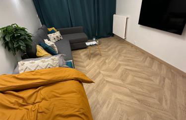 PARIS-MONTROUGE Magnifique appartement- très cosy pour 1 - 6 personnes refait à NEUF -ENTIRE APARTMENT LUXURIOUS AND WARM -Montrouge Paris 14ème - Proche Aéroport Orly Parc Expositions Porte de Versailles FREE WIFI GRATUIT - Foto 37