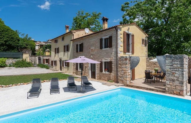 Holiday House with Pool Villa Ladybug - Photo 26