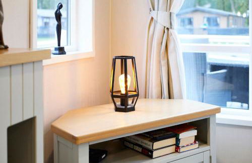 Waters Edge Lodge with Hot Tub - Foto 32